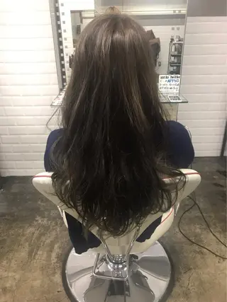 ロング APPiiS所属・丸茂 聖名のヘアスタイル