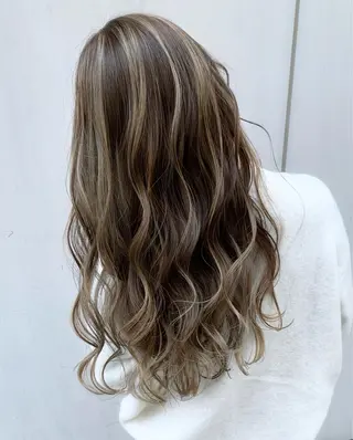 ロング カラー 🤍デザインカラー 特化🤍HIROのヘアスタイル