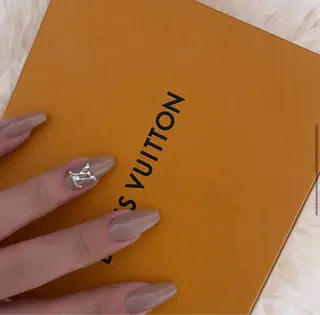 ネイル Nail Salon Reveのネイルデザイン