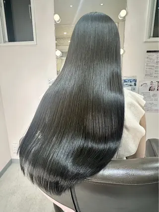 ロング MEZoN【メゾン】所属・MEZoN / marinのヘアスタイル
