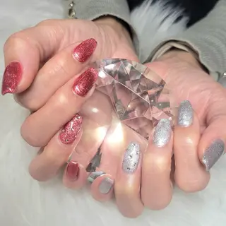 ネイル Natsumi 🦊  Nailのネイルデザイン
