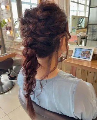 ヘアアレンジ なな/シェービング /カラー/アレンジのヘアスタイル