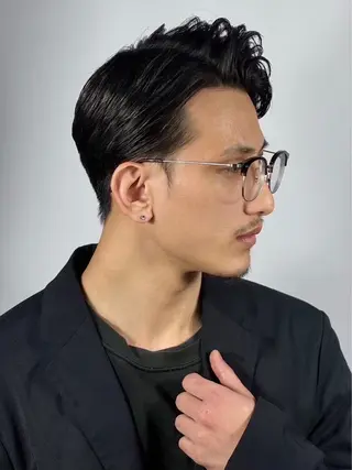 ミディアム ヒロ銀座/大槻 湧也のヘアスタイル