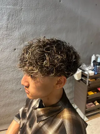 カラー パーマ メンズ 清水 涼矢のヘアスタイル