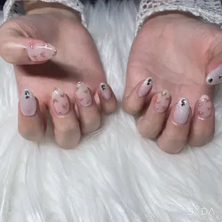 ネイル T-Rich所属・高野 沙玖良のネイルデザイン