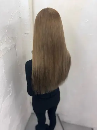 ロング ALPHA りくやのヘアスタイル