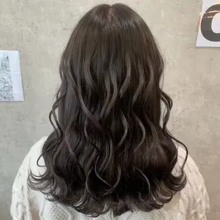 ロング カラー 小島 姫奈里のヘアスタイル