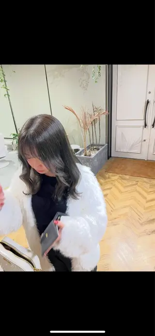 カラー 髙橋 美妃のヘアスタイル