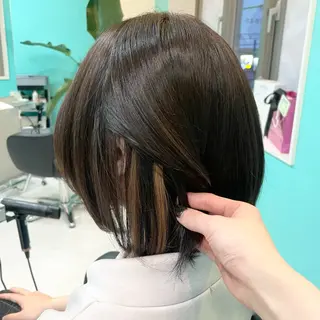ミディアム カラー Natsuki🤍 透明感×艶カラー🫧のヘアスタイル
