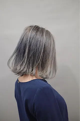 ミディアム カラー ハイトーンカラー RYUのヘアスタイル