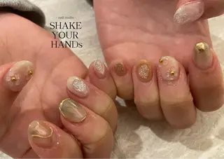 ネイル ネイルスタジオ シェイクユアハンズのネイルデザイン
