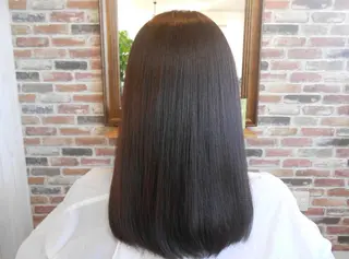 カラー 勝屋 有梨のヘアスタイル