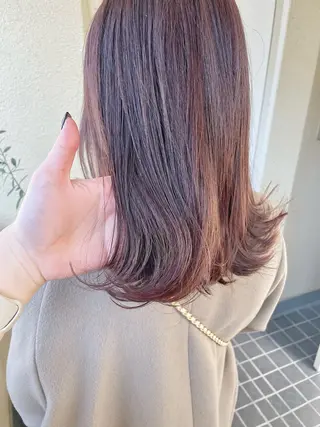 セミロング カラー ヘアアレンジ 透明感color 🥣suzunaのヘアスタイル