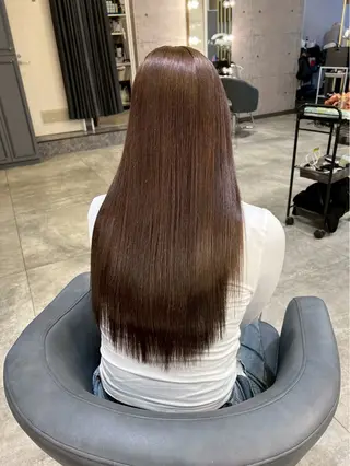 ロング ブリーチ、髪質改善 Noe心斎橋店のヘアスタイル