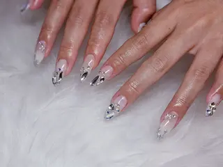 ネイル lisse所属・京免 もものネイルデザイン