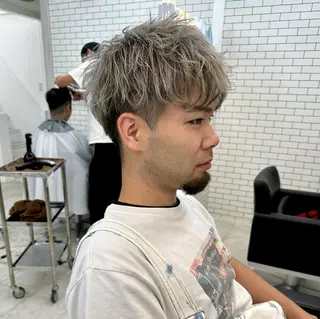 カラー メンズ メンズ特化✂️ 小枝 優生のヘアスタイル