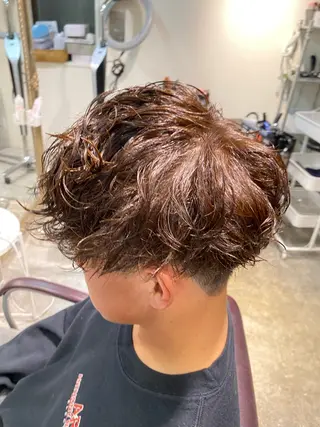 パーマ メンズ パーマ特化/フェザー パーマシャドウ/真生のヘアスタイル