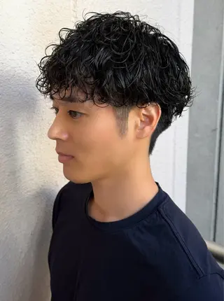 パーマ メンズ 小嵩 峻平のヘアスタイル