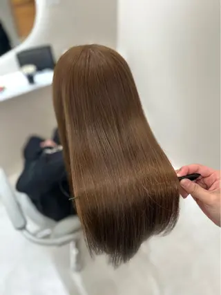 セミロング Lisa📎 【Zina 2nd】のヘアスタイル