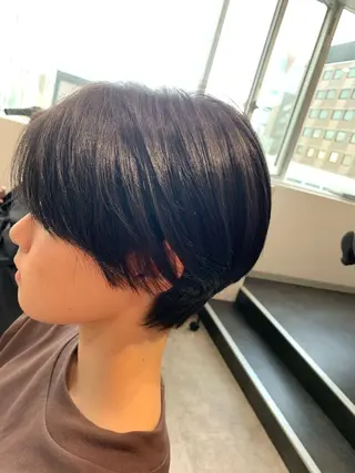 ショート ヨシミ カズヤのヘアスタイル