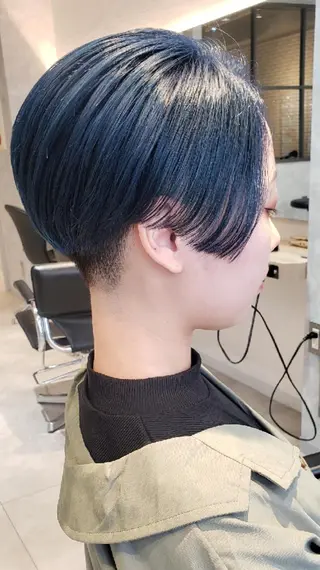 ショート カラー arrow🖤 もえみのヘアスタイル