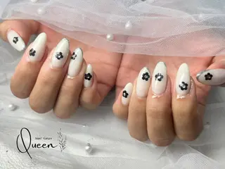 ネイル Queen nail 北堀江 ASUKAのネイルデザイン