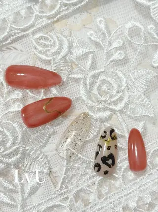 ネイル LvU(ラブユー) Asayamaのネイルデザイン