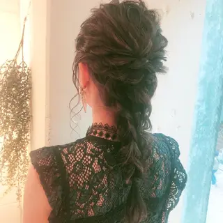 セミロング ヘアアレンジ chic.🍋 Kirariのヘアスタイル