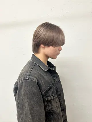 カラー メンズ siro所属・ハイトーン美容師🐳 神崎 源のヘアスタイル