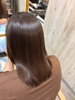 ミディアム ツヤ髪縮毛矯正🌈✨ 髙橋青心奏のヘアスタイル