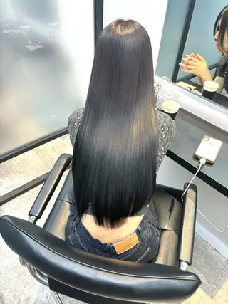 ロング 髪質改善♡ 保坂汐音のヘアスタイル