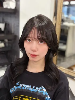 セミロング 岡崎/レイヤーカット ／縮毛矯正/美髪のヘアスタイル