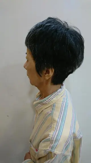 ショート 齋藤 愛美のヘアスタイル