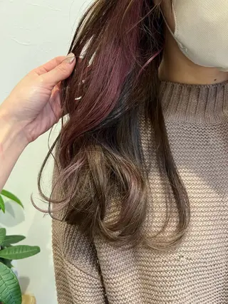 ロング カラー 青栁 穂香のヘアスタイル