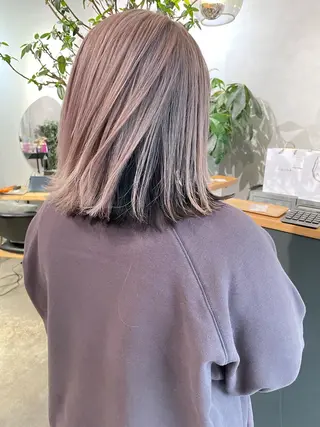 ミディアム 岸川 恭子のヘアスタイル