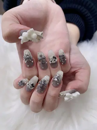 ネイル 菲菲ネイルサロン所属・FF フィフィネイルサロンのネイルデザイン