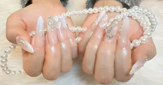 ネイル Demure Momoのネイルデザイン