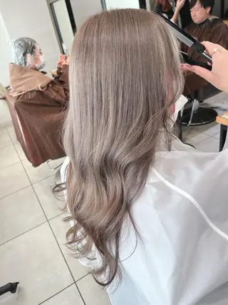 ロング カラー 🌿earth亀有店 【緑髪のノブ】🌿のヘアスタイル