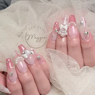 ネイル Maggie Nail🦩のネイルデザイン