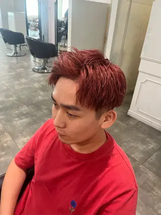 メンズ 🌈カラー特化 ハイトーンけいと🌈のヘアスタイル