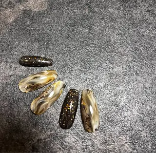 ネイル 筒井 美穂のネイルデザイン