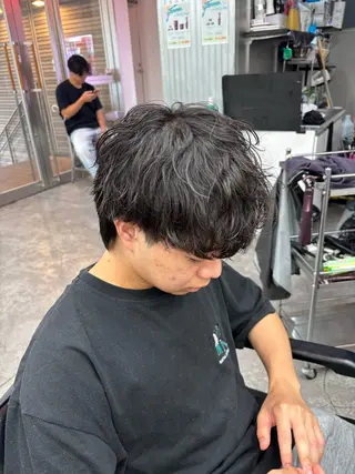 パーマ メンズ メンズ特化✨️ 韓国風パーマ🔥一八のヘアスタイル
