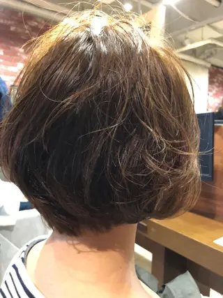 ショート パーマ 渡邊 暁史のヘアスタイル