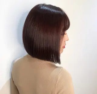ショート カラー VIEWユリナ メイク/ カットのヘアスタイル