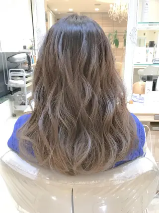 セミロング カラー 内田 敦士のヘアスタイル