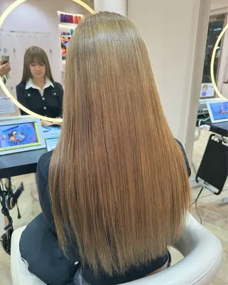 ロング カラー 垢抜け/レイヤー/ ハイトーン/アスナのヘアスタイル