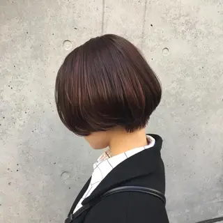 ショート カラー イヌイ フウコのヘアスタイル