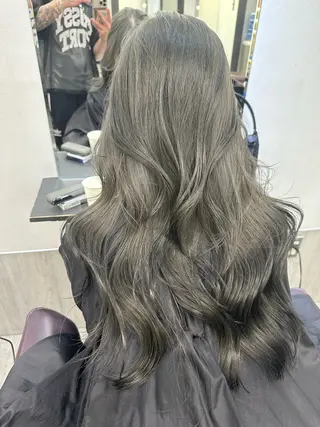 ロング カラー AIRI layer cut hairのヘアスタイル