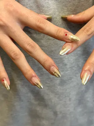 ネイル kiii.__ ✴︎*のネイルデザイン