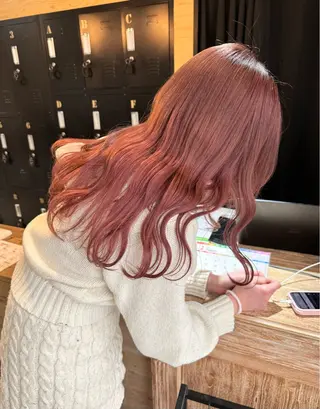 ロング Juri /暖色カラーのヘアスタイル